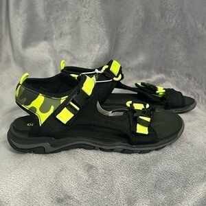 NWT New OLD NAVY Hybrid Hiking Water Sandals Black, Yellow‎ & Camo- Size Boys 13